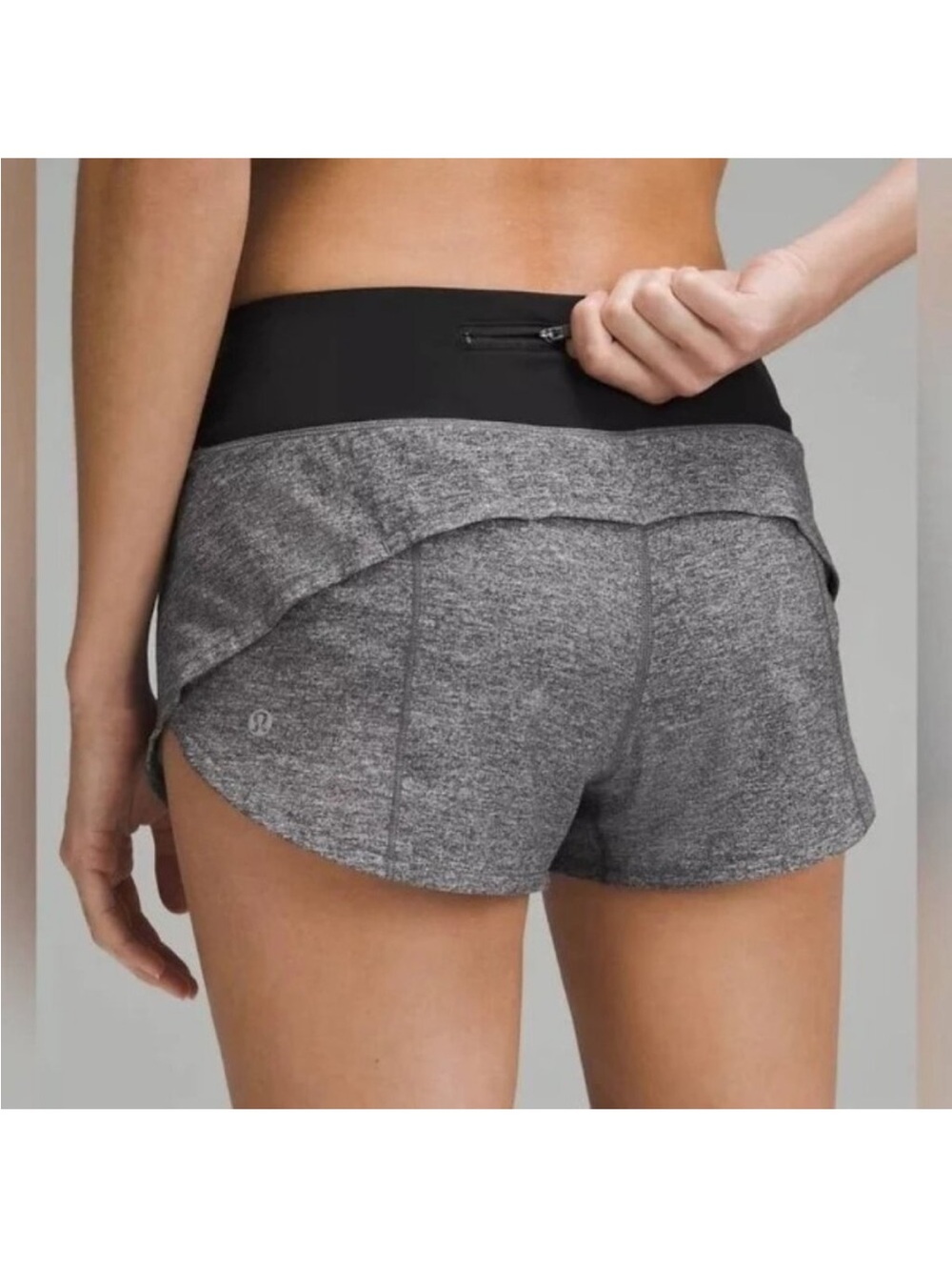 Lululemon Speed Up Short High-Rise Inseam Gray and Black Size 8 tall heather